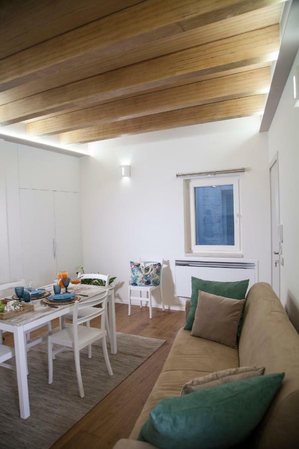 Le Dimore Di Puglia - Palazzo Pinto Monopoli Exteriör bild
