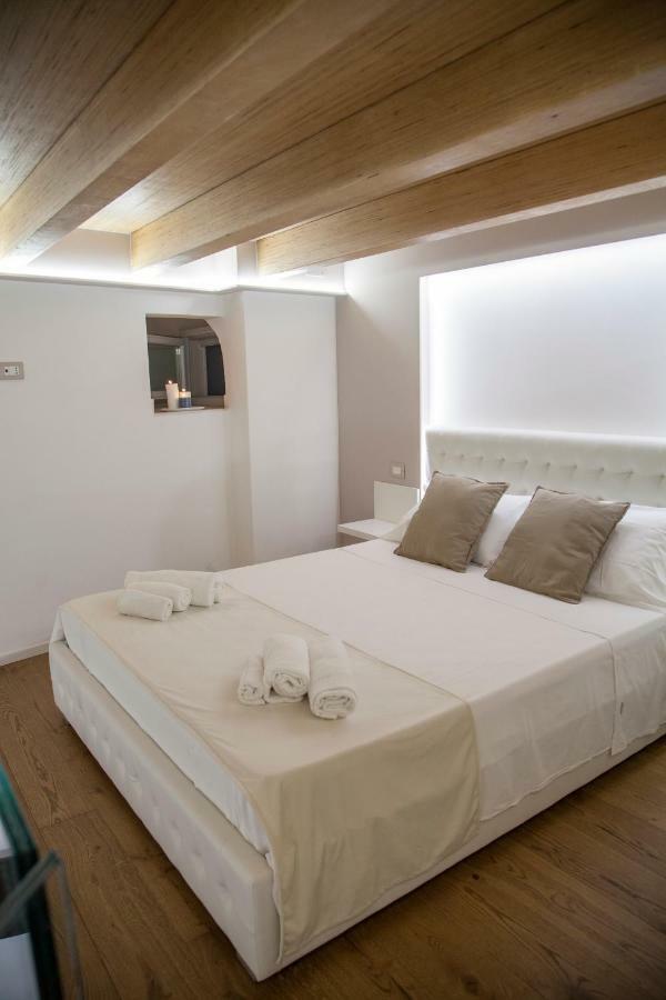 Le Dimore Di Puglia - Palazzo Pinto Monopoli Exteriör bild